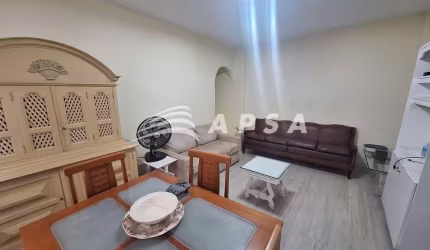 VIVA O MELHOR DE COPACABANA NESTE LINDO APARTAMENTO NA RUA REPÚBLICA DO PERU! DE ESQUINA COM A PRAIA