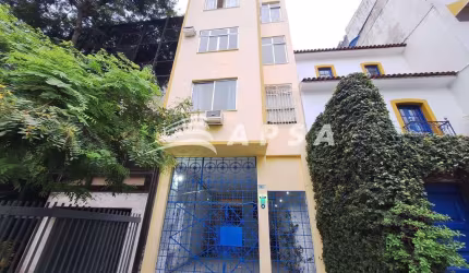 EXCELENTE APARTAMENTO COM 38M² COMPOSTO POR: QUARTO, COZINHA E BANHEIRO, LOCAL DE FACIL ACESSO E LOC