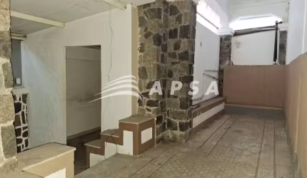 LOCAÇÃO COM 2 MESES DE ISENÇÃO NO ALUGUEL!!! ÓTIMA CASA COMERCIAL DUPLEX, LOCALIZAÇÃO PRIVILEGIADA N