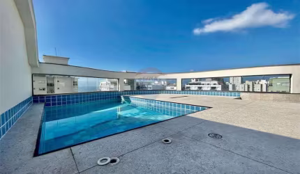 COBERTURA COM PISCINA E VISTA MAR E DORMITORIOS