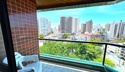 Apartamento 2 Dormitórios (1 suíte) Sala com sacada Frente praça Piscina Churrasqueira Salão de Jogos e Festas Garagem Astúrias, Guarujá/SP
