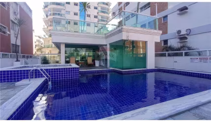 Está em busca de um apartamento alto padrão na praia mais linda do Guarujá para chamar de seu?