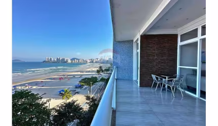 Apartamento com 3 suítes e vista mar à venda em Guarujá