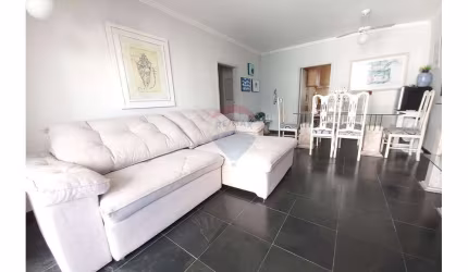 Apartamento com 3 dormitórios (1 suíte), 2 vagas  para alugar por R$ 4.500,00 - Praia das Pitangueiras - Guarujá - SP