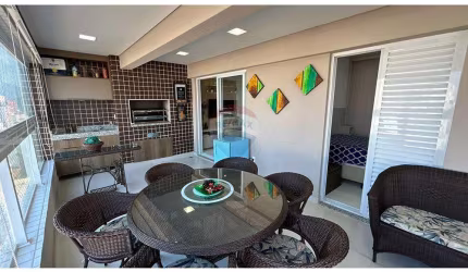 Oportunidade Única: Apartamento Reformado  e Mobiliado com Vista para o Mar!