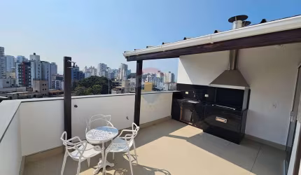 Oportunidade Única: Apartamento Duplex de 180m² a 500m da Praia do Tombo!