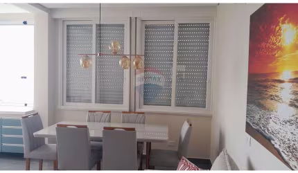 APARTAMENTO A VENDA COM3 DORMITÓRIOS REFORMADO FRENTE MAR GUARUJÁ