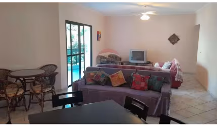 VENDE-SE APTO COM 4 SUITES