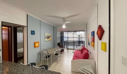 Apartamento 2 Dormitórios (1 suíte) Sala com sacada frente rua cozinha americana piscina churrasqueira elevadores garagem vigilante Tombo, Guarujá/SP
