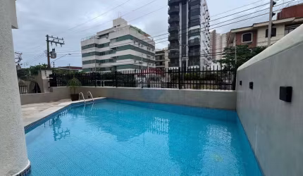 Apartamento à venda na  praia da Enseada Guarujá.