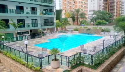 Apartamento à venda em Guarujá-SP