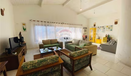 Casa incrível no Guaiuba.