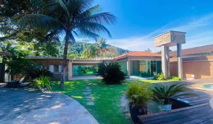 Casa com 8 dormitórios para Locação por R$ 12.000 Guaiuba- Guarujá - São Paulo