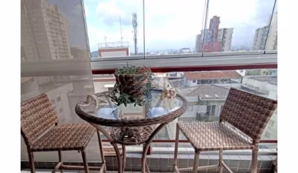 Apartamento 2 Dormitórios Dependência de Empregada Cozinha com Armários Planejados Garagem Elevador Piscina Churrasqueira Sauna. Astúrias, Guarujá/SP