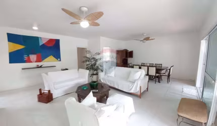 Casa á venda na praia do Pernambuco