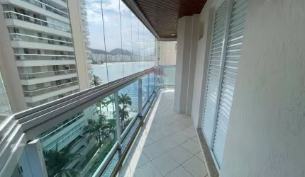 3 Dormitórios (1 suíte) Sala em 'L' Varanda Gourmet vista mar Cozinha Americana Lazer 50 Metros Mar 2 Garagens Portaria 24 Horas, Astúrias, Guarujá/SP