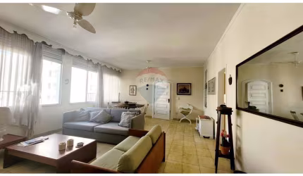 Apartamento com 3 dormitórios, 1 vaga. A venda por R$560,000.00 - Praia das Pitangueiras- Guarujá - SP