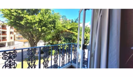 Apartamento a venda Guarujá-com ótima localização-praia da Astúrias
