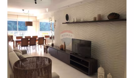 Lindo Apartamento com 100 m2 a 200 metros da Praia de Pitangueiras a Venda