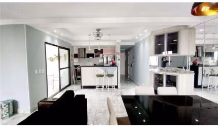 Apartamento a Venda na Praia de Pitangueiras - Guarujá