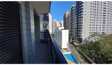 Ótimo Apartamento com 95 m2 a 100 Metros da Praia de Pitangueiras a Venda