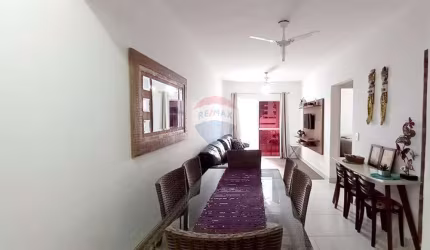 Belo Apartamento Mobiliado com 85 m2 a 50 metros da Praia de Pitangueiras a Venda