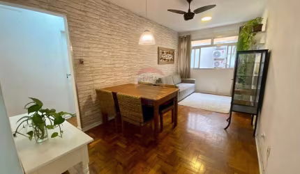 Apartamento para Locação com 2 dormitórios, por R$ 3.700,00 - Tombo- Guarujá/SP