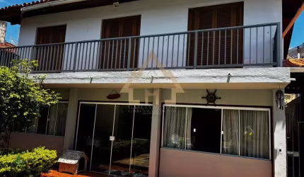 Sobrado para Venda em Atibaia, Jardim Floresta, 3 dormitórios, 1 suíte, 3 banheiros, 1 vaga