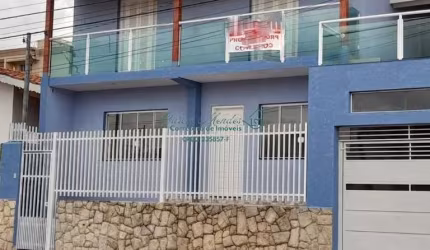 Sobrado para Locação em Atibaia, Alvinópolis, 3 dormitórios, 1 suíte, 2 banheiros, 2 vagas