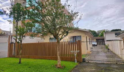 Casa com 4 dormitórios à venda, 250 m² por R$ 980.000,00 - Portão - Curitiba/PR