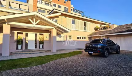 Casa com 3 dorm sendo 02 suítes à venda,  terreno de 1.130m²  e 334m² por R$ 2.600.000 - São Pedro - São José dos Pinhais/PR