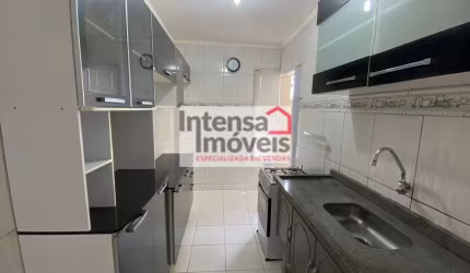 Apartamento , 02 Dormitórios , 01 vaga , espaço gourmet ! !