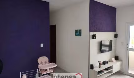 Apartamento , 02 Dormitórios , 01 vaga , sacada  !