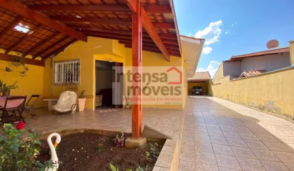 Casa à venda no bairro Jardim Continental - Taubaté/SP