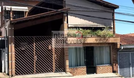 Sobrado à venda no bairro Sapé II - Caçapava/SP