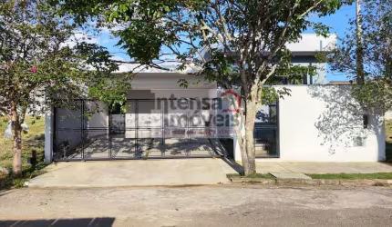 Casa à venda no bairro Campos Elíseos - Taubaté/SP