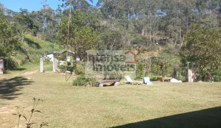 Sítio à venda no bairro Bairro do Limoeiro - Natividade da Serra/SP, Rural