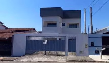 Sobrado à venda no bairro Vitória Vale III - Pindamonhangaba/SP