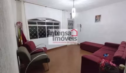 Casa à venda no bairro Alto São Pedro - Taubaté/SP