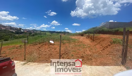 Terreno à venda no bairro Jardim Marlene Miranda - Taubaté/SP