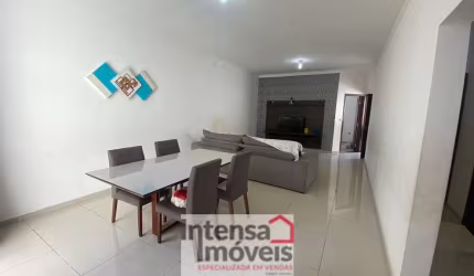 Casa à venda no bairro Jardim Morumby - Taubaté/SP