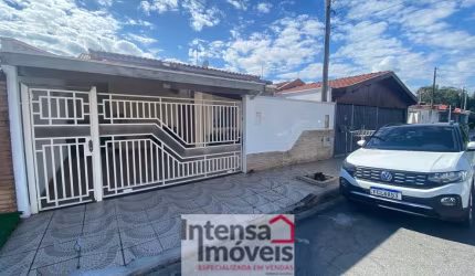 Casa à venda no bairro Vila dos Comerciários 2 - Taubaté/SP