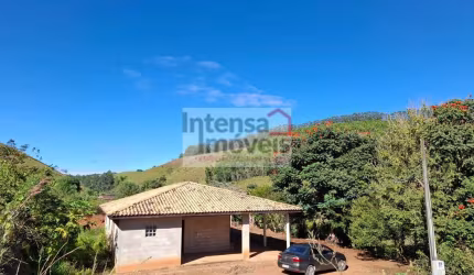 Sítio à venda no bairro Centro - Natividade da Serra/SP