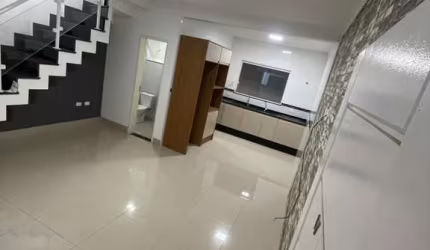 Vendo Casa Condomínio 2 Suítes  2 Vagas em Mogi das Cruzes