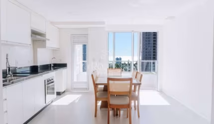 Apartamento com 2 dormitórios sendo 1 suíte na Praia Brava