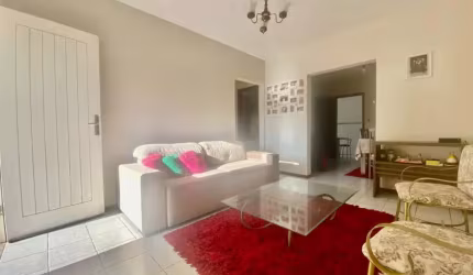 Casa com 2 quartos à venda na Desembargador Tavares Sobrinho, 107, Bom Abrigo, Florianópolis por R$ 1.100.000