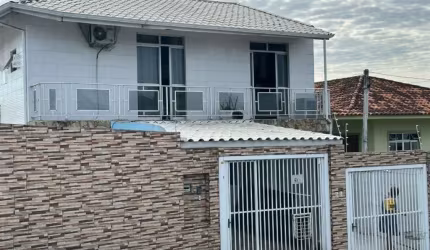 Casa com 2 quartos à venda na Rua Irmã Bonavita, 1090, Capoeiras, Florianópolis por R$ 735.000