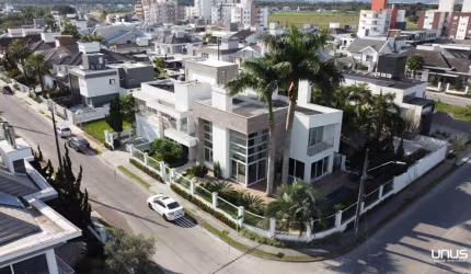 Casa com 3 quartos à venda na Rua das Avencas, 16, Pedra Branca, Palhoça por R$ 4.900.000