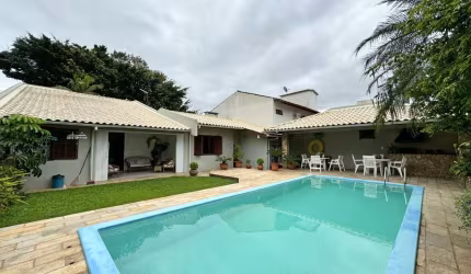 Casa com 3 quartos à venda na Rua Hercílio de Aquino, 370, Itaguaçu, Florianópolis por R$ 1.900.000