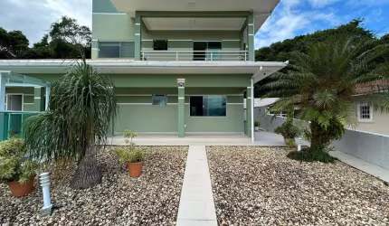 Casa com 3 quartos à venda na Servidão das Embaúbas, 241, Fazenda Santo Antônio, São José por R$ 1.200.000